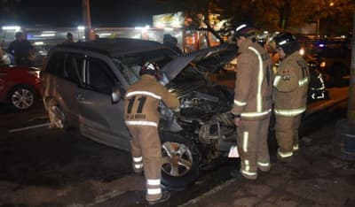 Conductor abandona a amigos heridos luego de choque