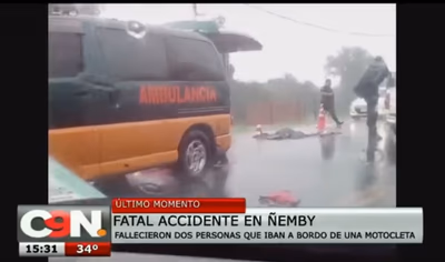 Mujer perece tras ser arrollada por un camión