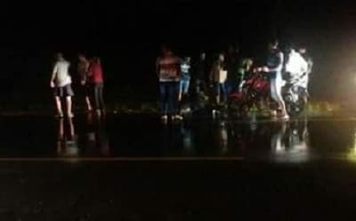 Acompañante de motociclista muere en choque frontal contra automóvil