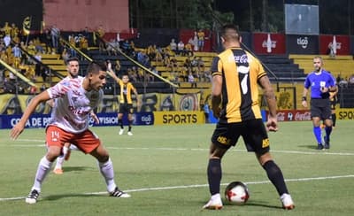 Guaraní y 3 de Febrero igualaron en el último partido del torneo
