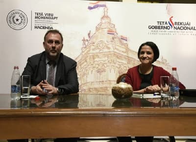 Lea Giménez y Benigno López se quiebran en cambio de mando