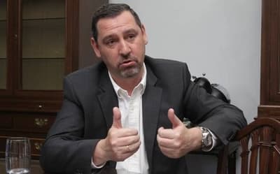 Zacarías Irún desacredita escraches