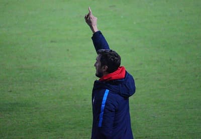 Cerro despide oficialmente a Zubeldía