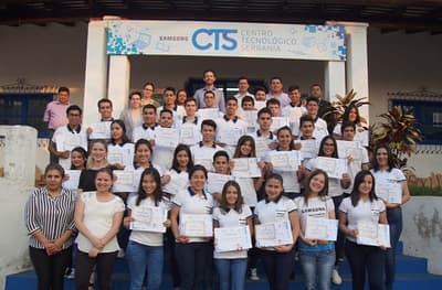 Celebran el egreso de la segunda promoción del programa Tech Institute