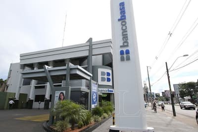 Diario responde a demanda de banco del Grupo Cartes