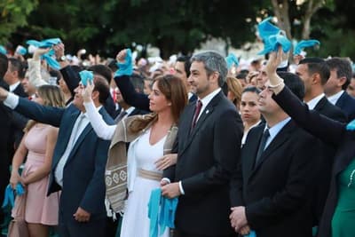 Presidente Mario Abdo Benítez participa de la misa central de Caacupé