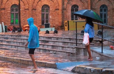 Anuncian lluvias y tormentas para este miércoles