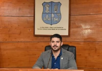 Intendente de Asunción anuncia desvinculación de más de 100 funcionarios