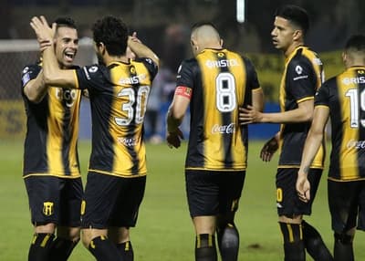 Dos partidos se juegan por la Copa Paraguay