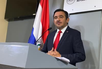 Petta afirma que año lectivo no se perderá