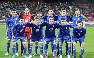 Albirroja cae ante Serbia en amistoso