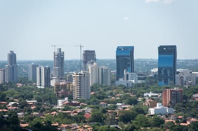 Anuncian lluvias dispersas y ambiente cálido para este sábado