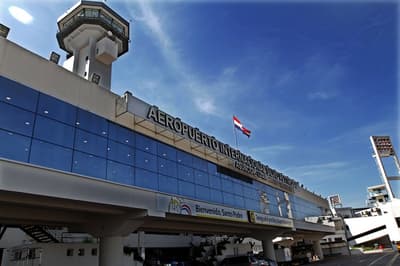 Manga daña avión y se cancela vuelo a Madrid