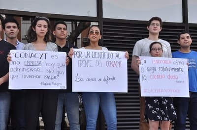 Nueva manifestación de descontento en el Conacyt