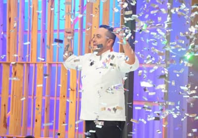 Julián se consagra en MasterChef Profesionales