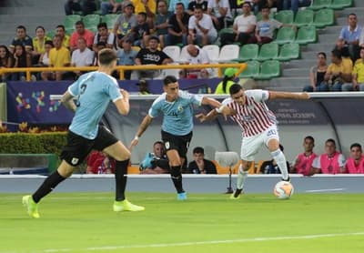 Paraguay cae ante Uruguay en su debut en el Preolímpico