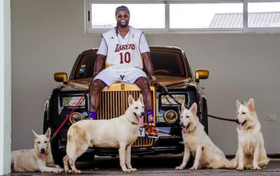 Salida de África condiciona retorno de Adebayor