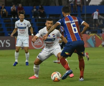 Nacional vuelve a caer y es eliminado de la Sudamericana