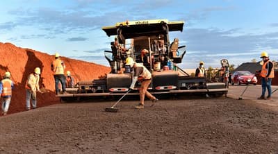 Obras públicas son un gran motor para la economía, resalta ministra