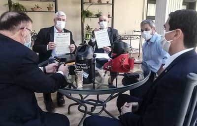 Firman convenio para construcción de hospital en Cnel. Oviedo