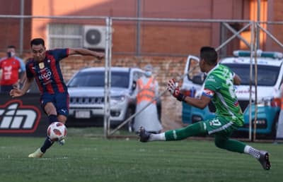 Cerro Porteño vence a River a domicilio