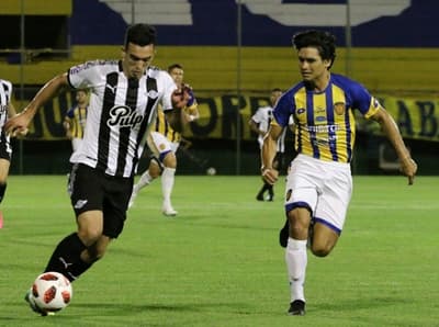 Sportivo Luqueño y Libertad empatan y suman de a uno