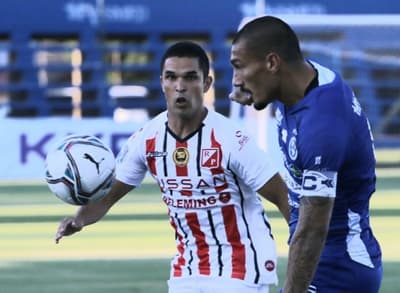 River saca un empate de Villa Elisa con penal polémico