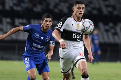 Olimpia y Sol igualan en partido cargado de emociones