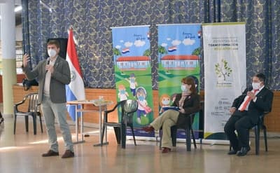 Alto Paraná se adhiere al proceso de transformación educativa