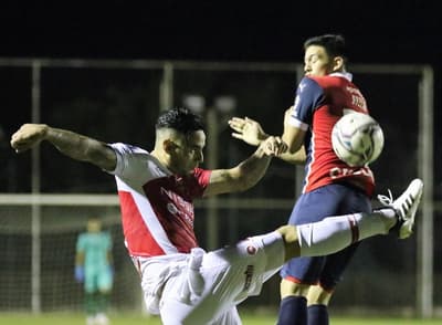 Cerro empata con equipo alternativo ante River