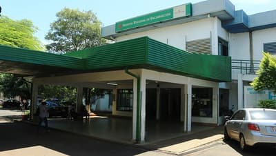 Detienen a enfermero sospechoso de vender medicamentos de Salud