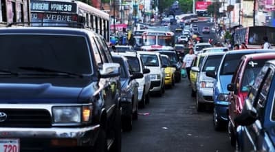 Diariamente ingresan a la capital unos 600.000 vehículos
