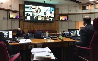 Fracasa intento de censura al presidente “corrupto” de la Conajzar