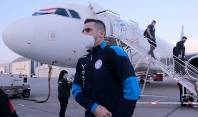 La Albirroja visita a Chile por puntos decisivos