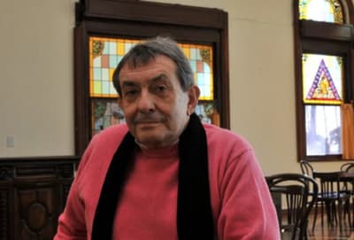 Fallece el escritor y guionista paraguayo Robin Wood