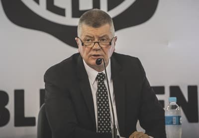 Brunotte dará a conocer su renuncia el lunes, asegura Balotta