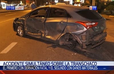 Cruce de luz roja genera choque sobra Transchaco