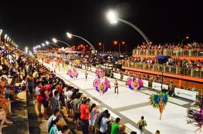 Suspenden carnaval encarnaceno ante aumento de casos de Covid-19