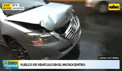 Camión que llevaba desayuno para la Presidencia vuelca tras choque
