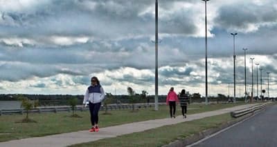 Clima frío a fresco persiste este martes
