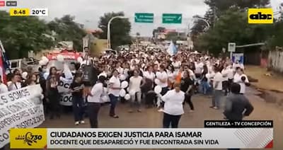 Docentes marchan exigiendo justicia tras crimen de Isamar