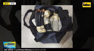 Detienen a empleado por robo de cables