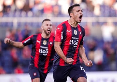Cerro golea a Olimpia y mete presión a Libertad