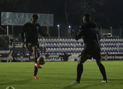 Otro partido que se suspende por falta de lumínica