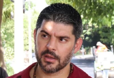 Nenecho dice estar “insatisfecho” con gestión y anuncia cambios