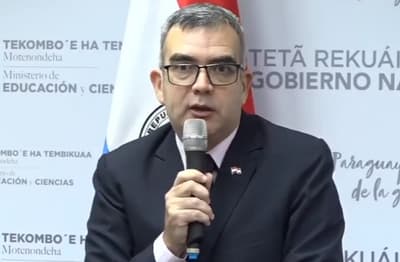 MEC recula tras presión y ahora solo recomienda aplicar clases virtuales
