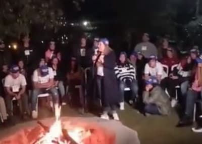 Zulma habla a jóvenes y arremete contra Abdo en último discurso 