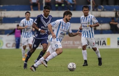 12 de Octubre golea a Ameliano 