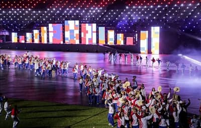 Fiesta deportiva de Odesur inicia con majestuosa ceremonia 