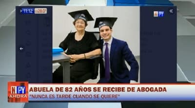 Mujer de 82 años cumple su sueño al recibirse de abogada